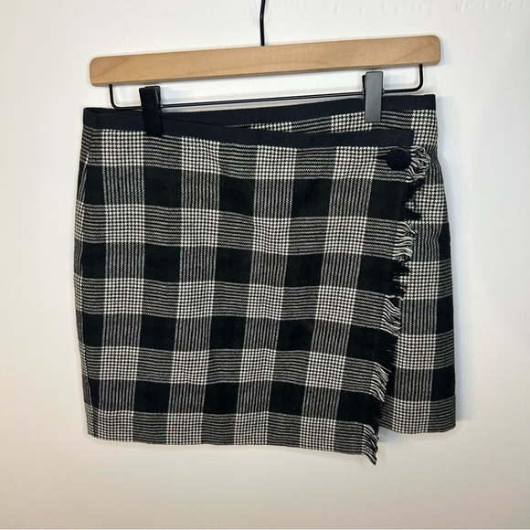 Madewell Women’s Wool Blend Black and White Plaid Wrap Mini Skirt, Size 4 - Picture 5 of 11